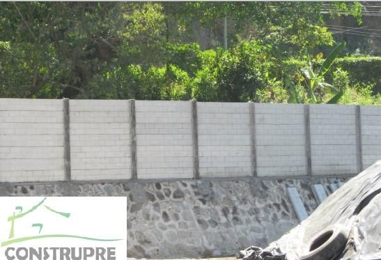 Tapial sobre muro de piedra